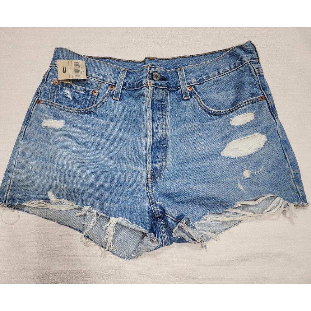 Levi's women's shorts 501 button fly W32''
